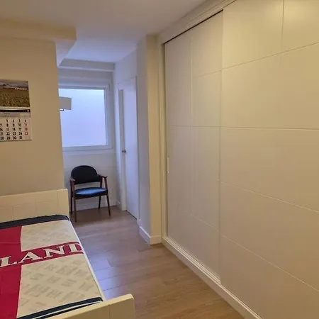 Piso 2d2b En La Malagueta * マラガ